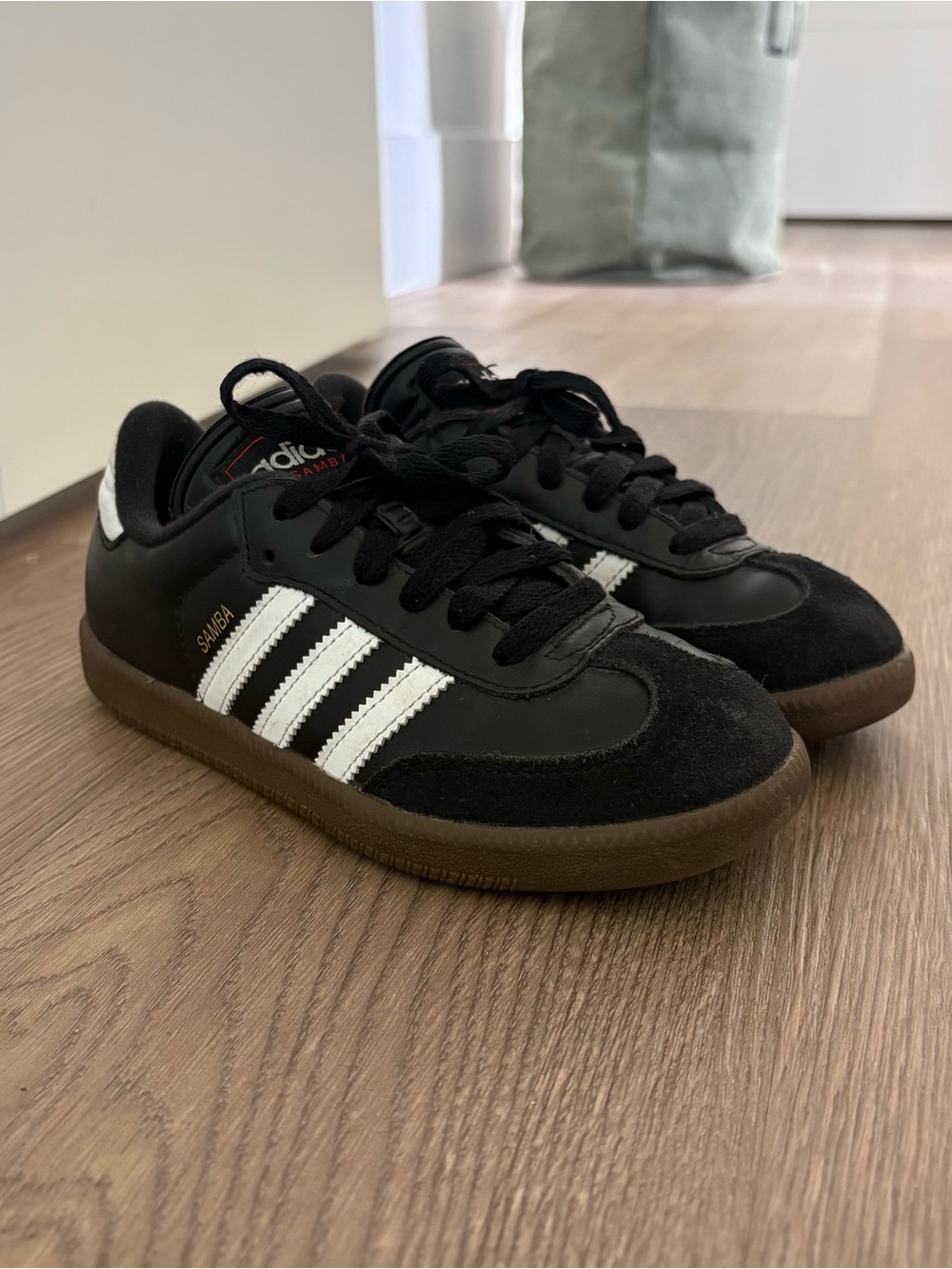 Kids Adidas Samba Sneakers Size 2.5